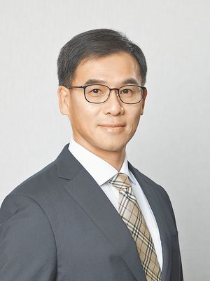 旺旺孝亲奖－路博迈投信总经理黄忠雄 回首17年孝亲路 体悟行孝要及时
